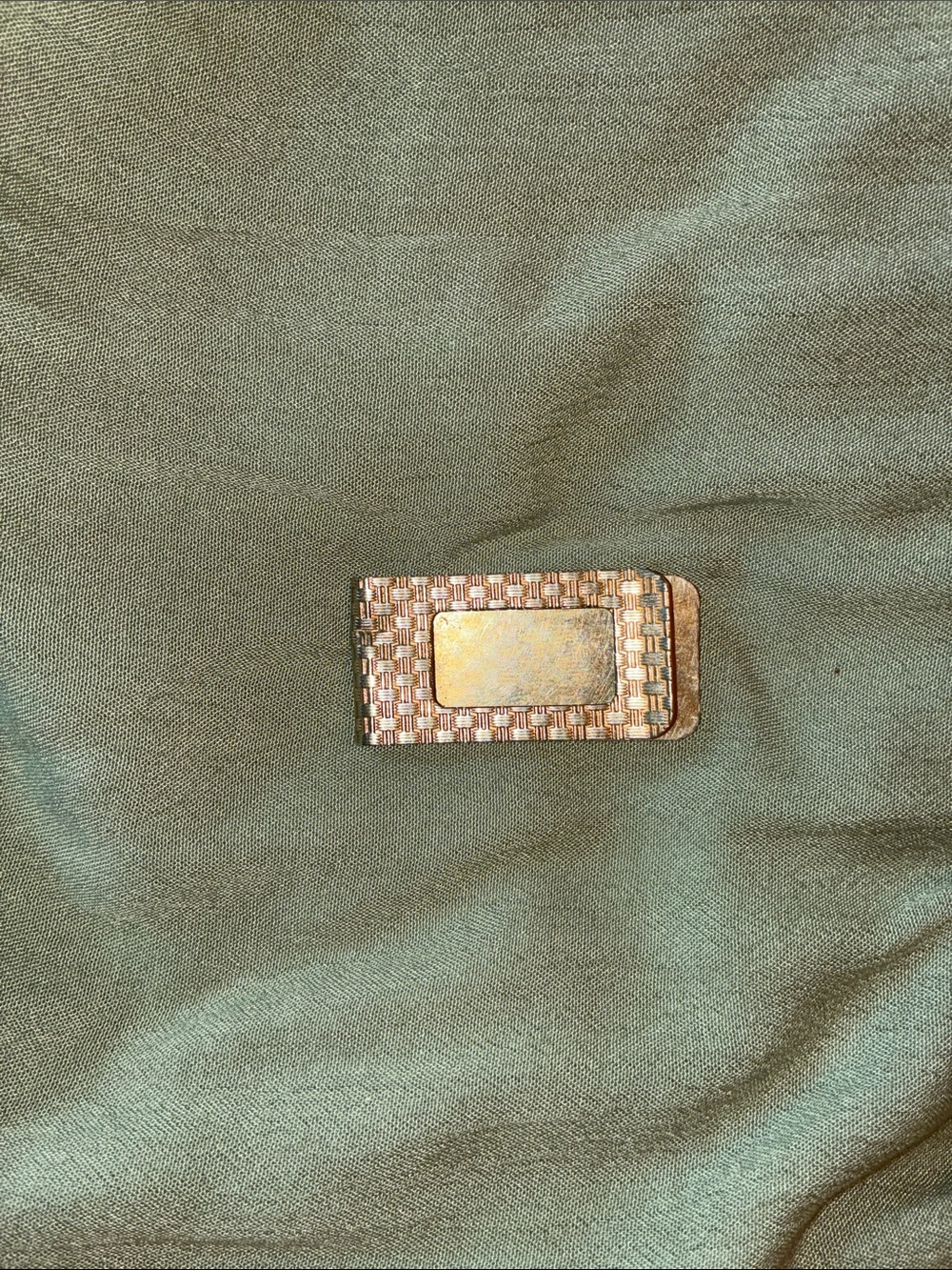 Source Unknown Stainless steel Woven-Pattern Money Clip in gold tone